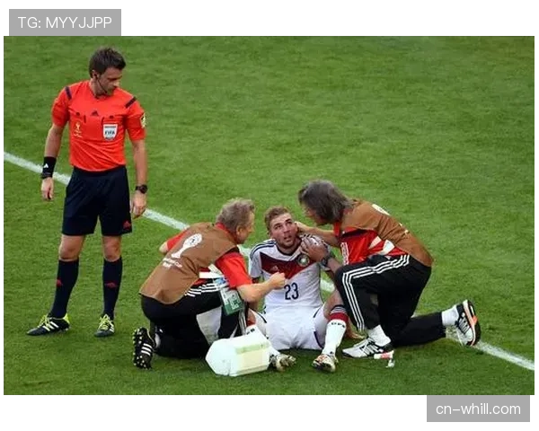 消息:英超与球员工会就脑震荡替补新规达成初步协议 消息:英超与球员工会就脑震荡替补新规达成初步协议