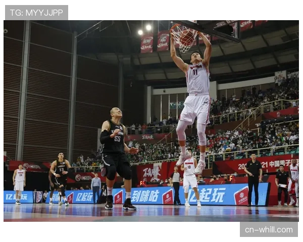 【2026年4月CBA联赛赛事内容国际化趋势·人物动态·特写人物聚焦：征战CBA十年的老外援莱斯特-哈德森，在辽宁开办篮球训练营。